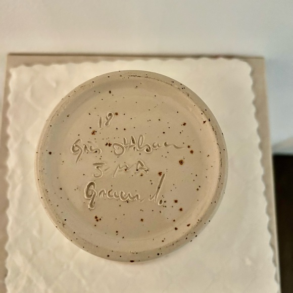 Hand made. Artisan French Pottery wine cooler/vase. Signed - Picture 8 of 9